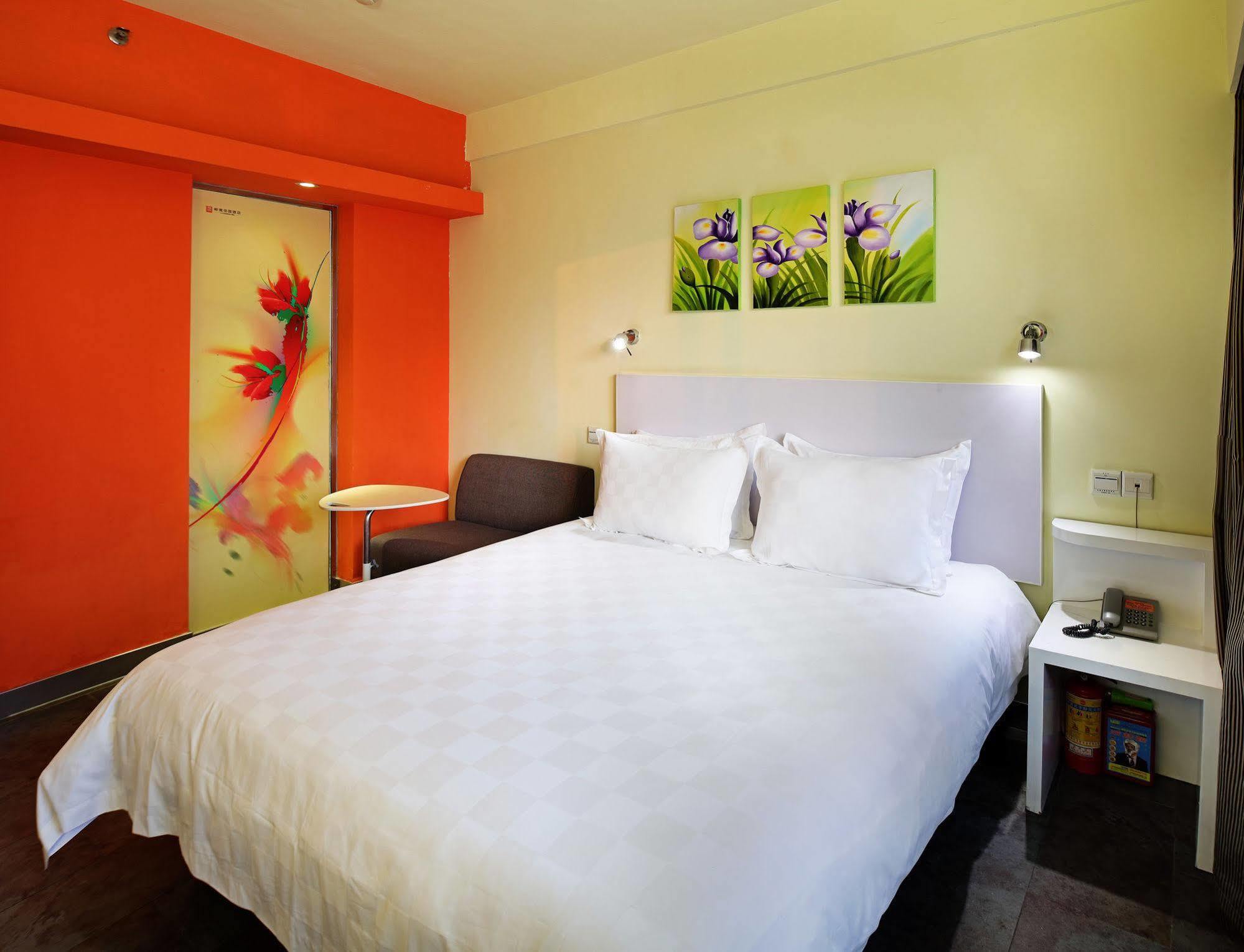 Yanjiang East Garden Inn Guangzhou Buitenkant foto
