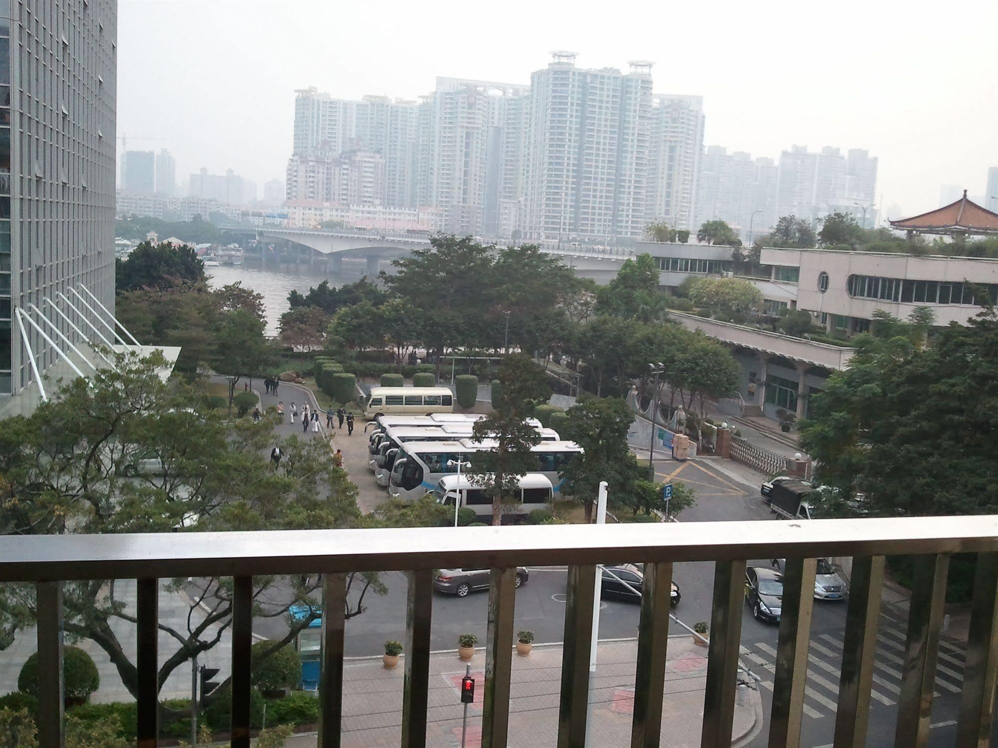 Yanjiang East Garden Inn Guangzhou Buitenkant foto
